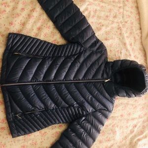 CALVIN KLEIN JACKET PERFECT FOR CHRISTMAS❤️🎄